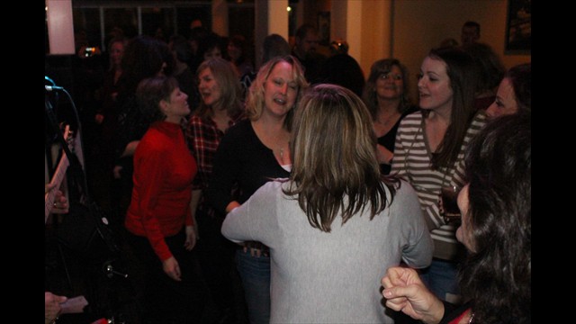 crowd3